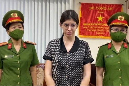 Bắt giam ca sĩ Chi Dân, người mẫu An Tây