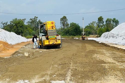 Quảng Nam: dự án hơn 900 tỷ đồng thi công đứt đoạn, khó về đích