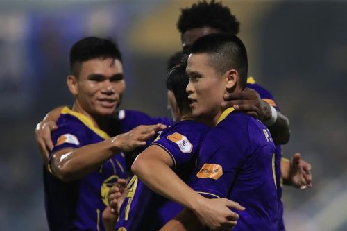 CLB Hà Nội thắng tối thiểu Bình Dương, vào top 3 V-League