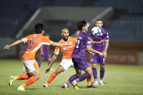 Vòng 8- V.League 2024/25: Hành quân xa