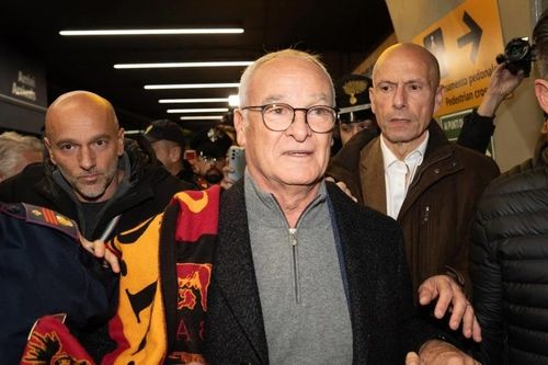 'Gã thợ hàn' Ranieri bất ngờ tái xuất ở tuổi 73