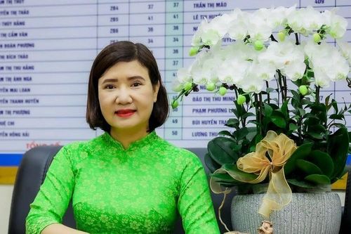 Nữ hiệu trưởng nỗ lực truyền cảm hứng trong sự nghiệp 'trồng người'