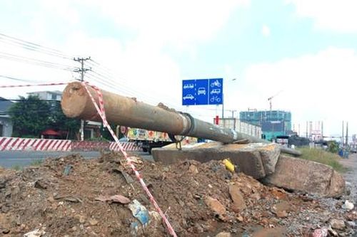 Dự án nghìn tỷ 'lên đời' quốc lộ 13 kiểu... hành dân