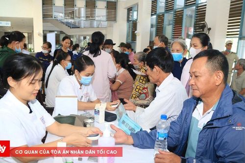 Tầm soát miễn phí đái tháo đường cho người dân tỉnh TT-Huế