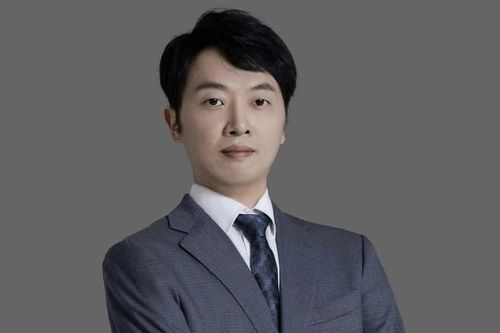 Từ chối thư mời của đại học Mỹ, 8X Hàn Quốc tới Việt Nam làm tiến sĩ