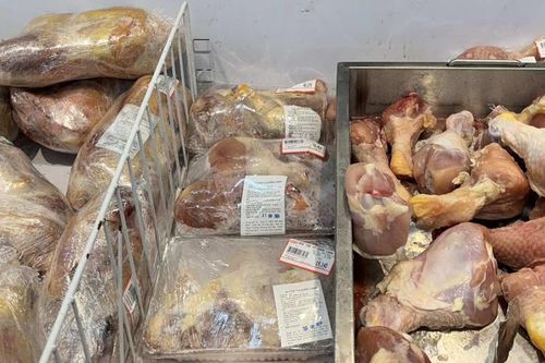 Chi 1,38 tỷ USD nhập nhiều loại thịt giá rẻ, thứ trưởng Bộ Nông nghiệp nói gì?