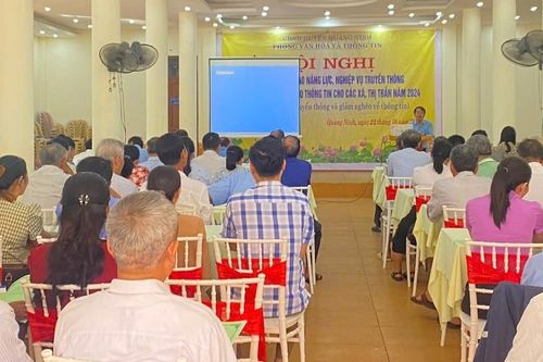 Chú trọng nâng cao năng lực cho cán bộ làm công tác giảm nghèo huyện Quảng Ninh