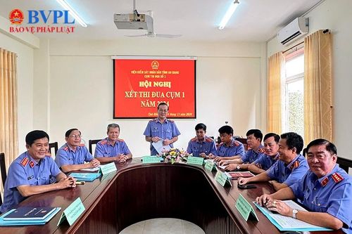 VKSND TP Long Xuyên được suy tôn Tập thể dẫn đầu phong trào thi đua Cụm 1