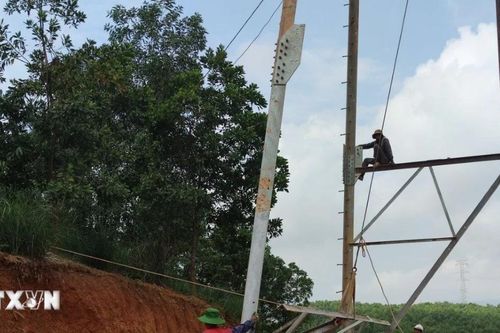 Khẩn trương giải phóng mặt bằng dự án Đường dây 220kV Nậm Sum-Nông Cống