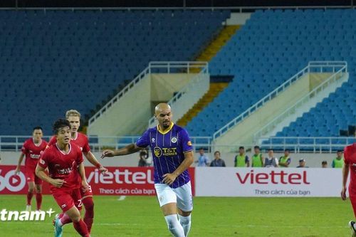 Các đội V-League 'méo mặt' với những hợp đồng ngoại binh 'hớ' mùa giải 2024-2025