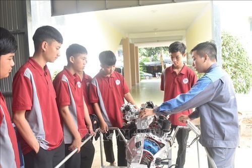 Hướng nghiệp sớm, hình thành đội ngũ lao động trẻ có tay nghề cao