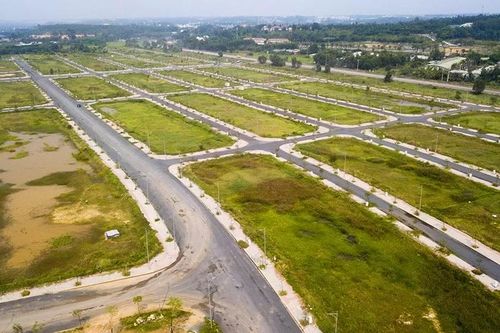Cấm phân lô, bán nền có kiểm soát được thị trường bất động sản?