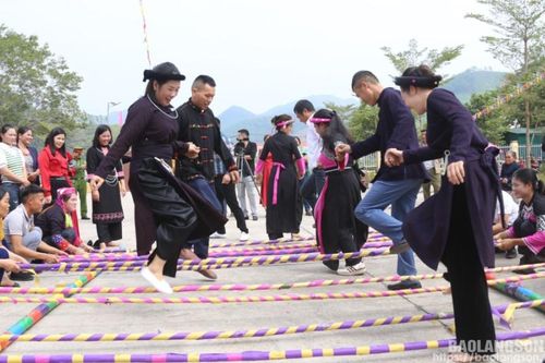 Củng cố khối đại đoàn kết toàn dân tộc từ ngày hội lớn