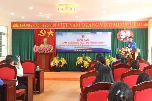 Sôi nổi diễn đàn 'Làm chủ ngoại ngữ - tự tin hội nhập'