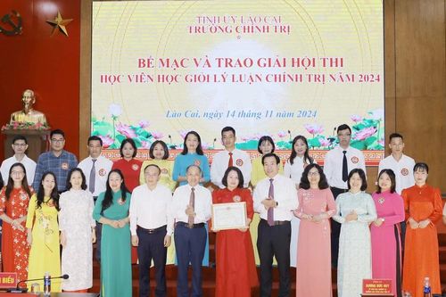 Thí sinh Nguyễn Hải Quỳnh đoạt giải Nhất Hội thi học viên học giỏi lý luận chính trị năm 2024