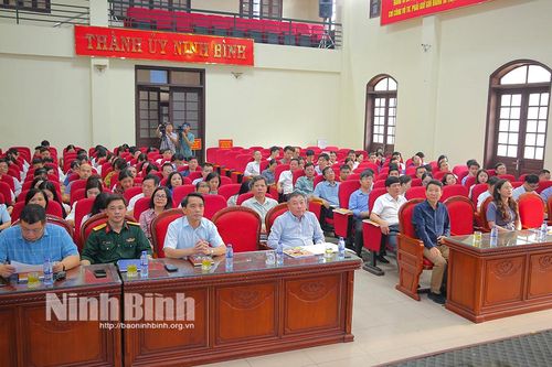 Bồi dưỡng kiến thức về công tác xây dựng, quản lý, phát triển đô thị di sản