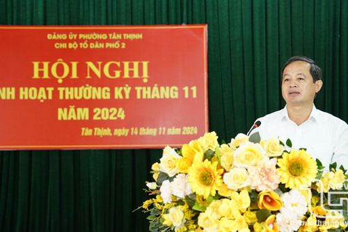 Phát huy vai trò gương mẫu của đảng viên khi tham gia mạng xã hội