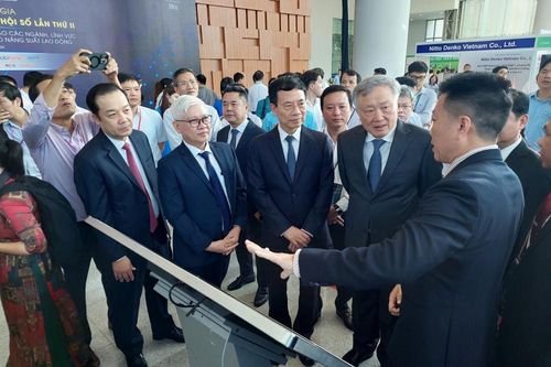 Lời giải cho tăng năng suất lao động là ứng dụng công nghệ số