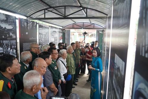 'Phút hồi sinh' - Trưng bày chuyên đề về những chiến sĩ cách mạng kiên trung