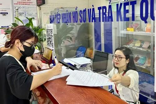 Dự kiến chi gần 10.000 tỷ đồng/năm tăng thu nhập cho công chức