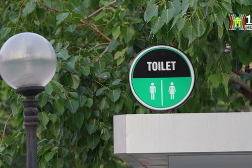 Hà Nội thiếu nhà vệ sinh công cộng