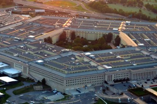 Nhóm ông Trump lập danh sách các sĩ quan Lầu Năm Góc cần chuyển giao
