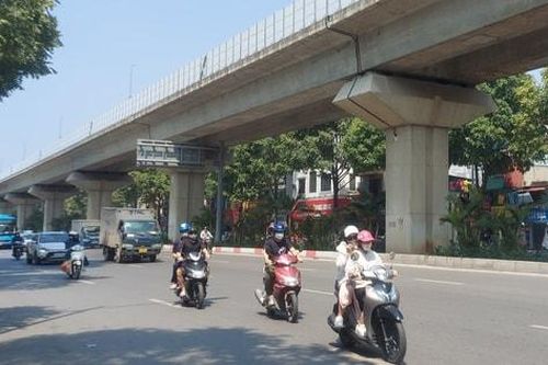 Bão số 8 suy yếu trên biển, Hà Nội hanh khô, oi nóng về trưa và chiều