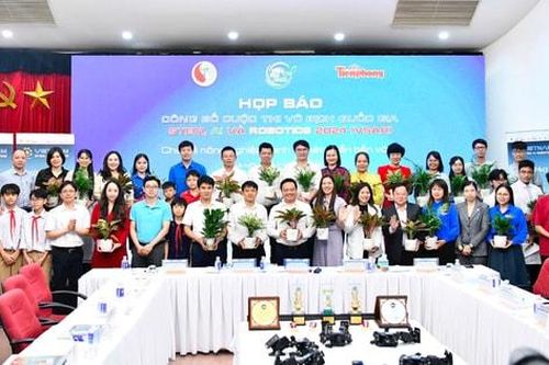 Khởi động cuộc thi Vô địch quốc gia STEM, AI và Robotics năm 2024