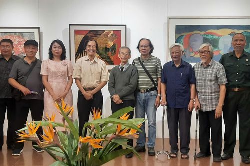 'Hòa sắc 2024' - Thầy cô trường Đại học Mỹ thuật Việt Nam bày tranh triển lãm