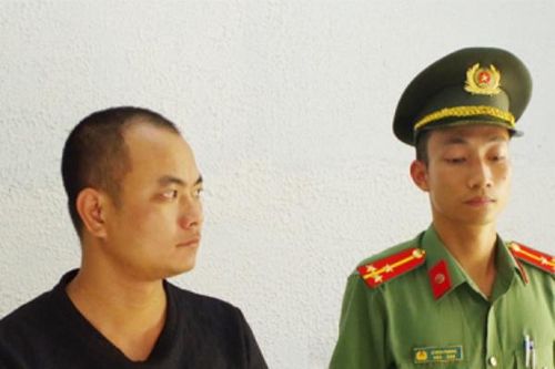 Bắt vụ tổ chức cho người nước ngoài xuất cảnh chui