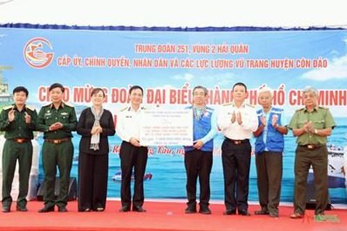 Nhiều hoạt động nghĩa tình của TP Hồ Chí Minh tại Côn Đảo