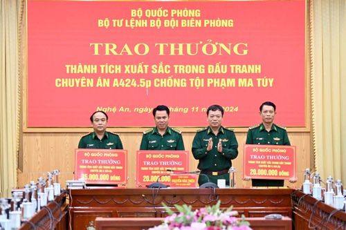 Trao thưởng lực lượng tham gia chuyên án A424.5p