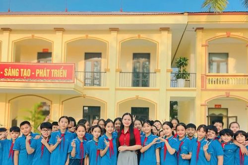 Nữ giáo viên say mê truyền tình yêu lịch sử cho học trò