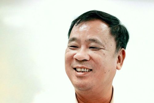 Hiệu trưởng kể về lần từ chối quà 'khó nói'