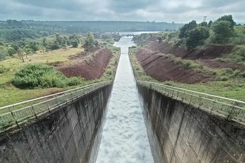 Sự cố rò rỉ nước ở thân đập: Gia Lai hỏa tốc ứng phó xả tràn, sơ tán người dân