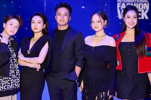 Hồng Đăng hội ngộ Hồng Diễm sau nhiều năm