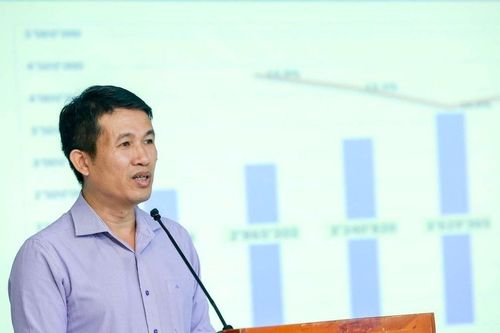 Cấm trẻ em ngồi ghế trước ô tô vì túi khí bung ra có tốc độ đến 300km/h