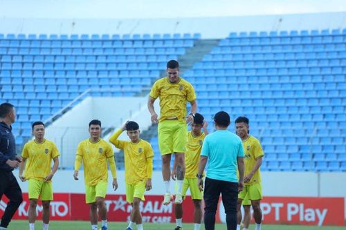 Tân HLV trưởng Sông Lam Nghệ An Phan Như Thuật tạo sự tự tin cho học trò