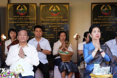 Lào: Độc đáo nghi lễ Xaybath tại Boun Thatluang