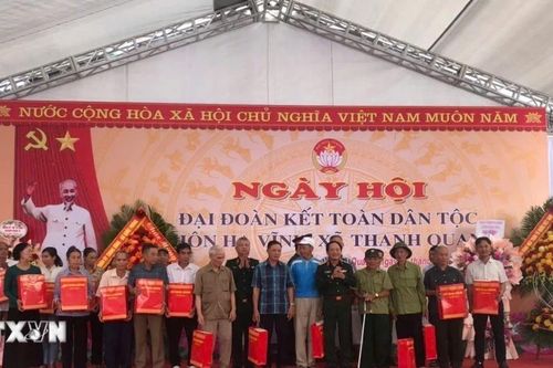 Thượng tướng Trịnh Văn Quyết dự Ngày hội Đại đoàn kết toàn dân tộc ở Hải Dương