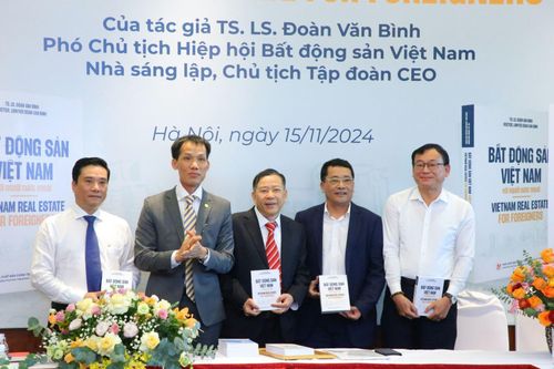 Ra mắt cuốn sách 'Bất động sản Việt Nam với người nước ngoài'