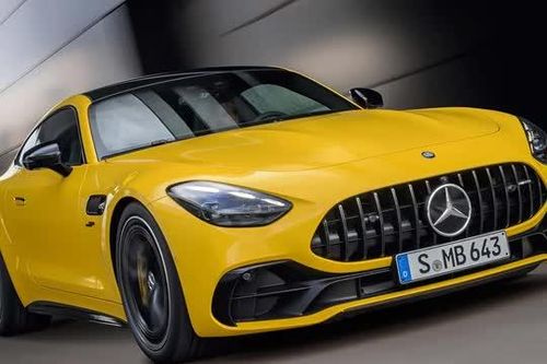 Mercedes-AMG GT43 Coupe 2025 gây sốc với mức giá niêm yết 'đắt đỏ'