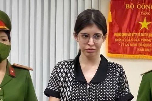 An Tây từng thừa nhận gặp nhiều cám dỗ, chưa có kinh nghiệm xử lý