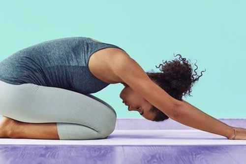 5 tư thế yoga giảm đau bụng kinh dễ dàng thực hiện tại nhà