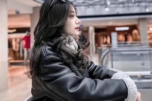 Nữ idol TikTok LIVE Trần Hà Linh và bí quyết kết nối hàng triệu người hâm mộ