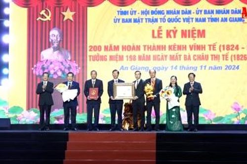 An Giang long trọng tổ chức Lễ kỷ niệm '200 năm hoàn thành kênh Vĩnh Tế' và tưởng niệm 198 năm Ngày mất của bà Châu Thị Tế