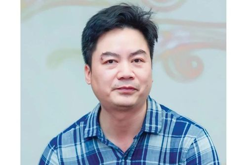 Gương mặt thơ: Nguyễn Quang Hưng