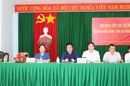 Ông Nguyễn Khắc Toàn - Phó Bí thư Thường trực Tỉnh ủy, Chủ tịch HĐND tỉnh tiếp xúc cử tri 3 xã Cam Thịnh Đông, Cam Lập và Cam Bình