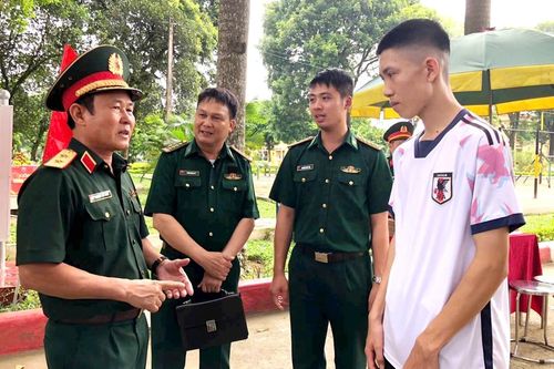 Kỳ 2: Hai chữ 'vì dân'