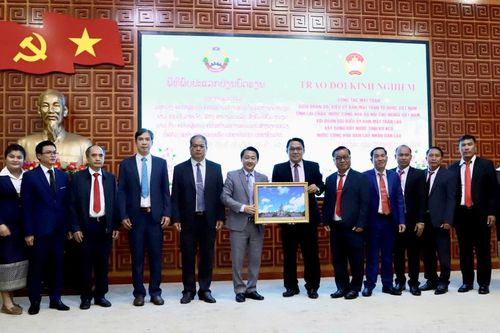 Trao đổi kinh nghiệm công tác mặt trận
